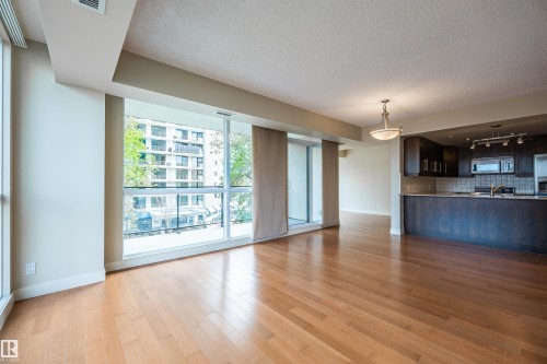 304 10046 117 Street, Edmonton, AB - Indoor