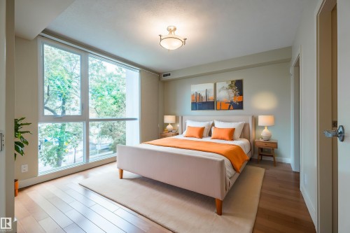 304 10046 117 Street, Edmonton, AB - Indoor Photo Showing Bedroom