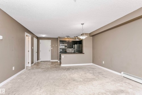 304 274 Mcconachie Dr Nw, Edmonton, AB - Indoor Photo Showing Other Room