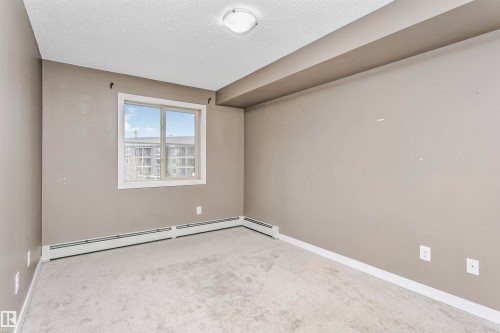 304 274 Mcconachie Dr Nw, Edmonton, AB - Indoor Photo Showing Other Room