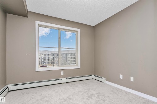 304 274 Mcconachie Dr Nw, Edmonton, AB - Indoor Photo Showing Other Room