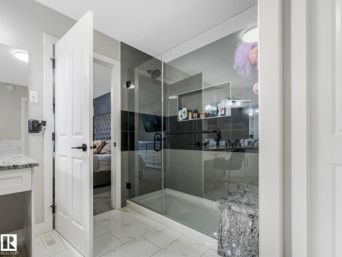 6813 Knox Loop, Edmonton, AB - Indoor Photo Showing Bathroom