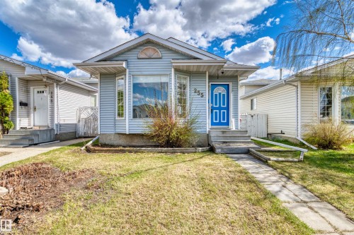 255 KIRKWOOD Avenue  Edmonton, AB T6L 5A7