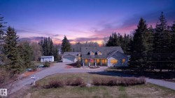 4924 48A Avenue  Rural Lac Ste. Anne County, AB T0E 0A0
