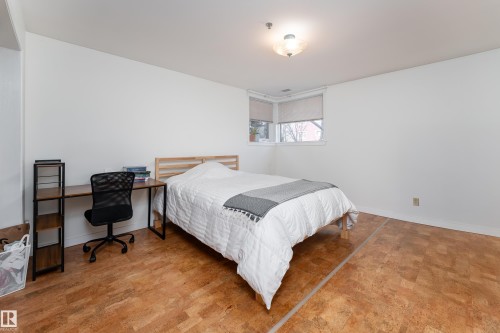 101 9131 99 Street, Edmonton, AB - Indoor Photo Showing Bedroom