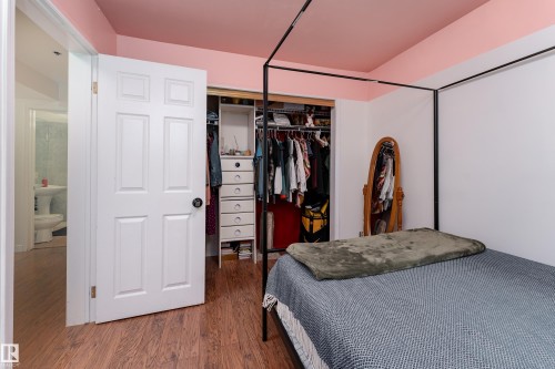 101 9131 99 Street, Edmonton, AB - Indoor Photo Showing Bedroom