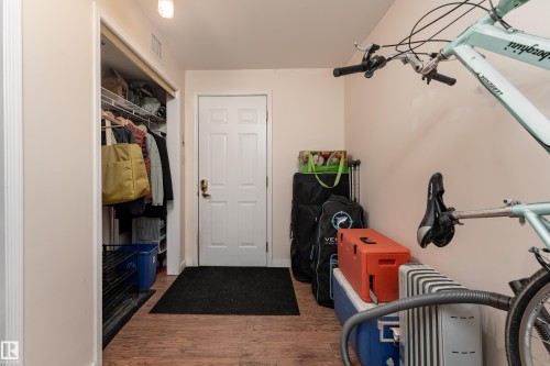 101 9131 99 Street, Edmonton, AB - Indoor