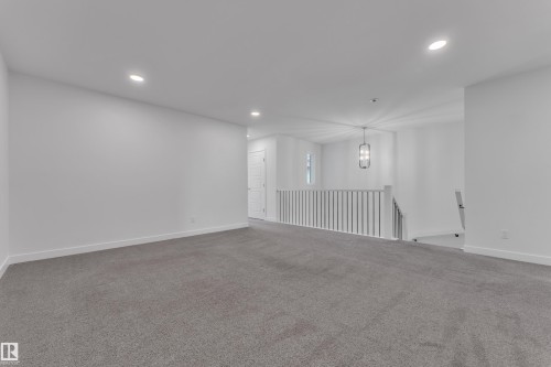 3417 Craig Landing Landing, Edmonton, AB - Indoor