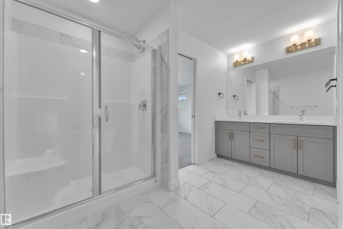 3417 Craig Landing Landing, Edmonton, AB - Indoor Photo Showing Bathroom
