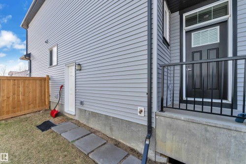 3417 Craig Landing Landing, Edmonton, AB - Outdoor With Exterior