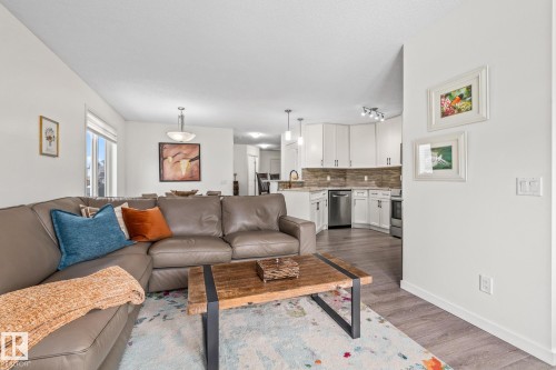 34 Red Tail Way, St. Albert, AB - Indoor Photo Showing Living Room