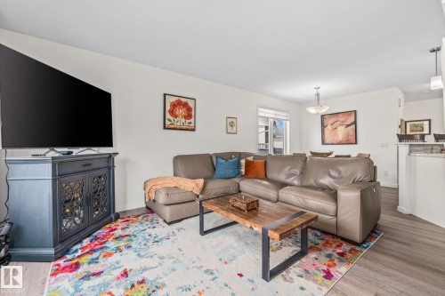 34 Red Tail Way, St. Albert, AB - Indoor Photo Showing Living Room