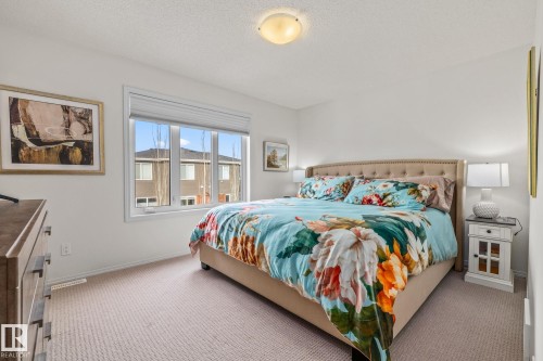 34 Red Tail Way, St. Albert, AB - Indoor Photo Showing Bedroom