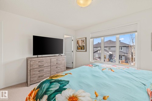34 Red Tail Way, St. Albert, AB - Indoor Photo Showing Bedroom