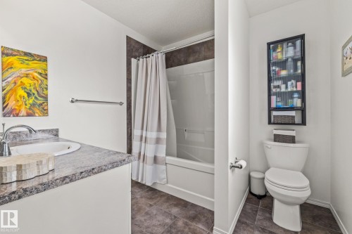 34 Red Tail Way, St. Albert, AB - Indoor Photo Showing Bathroom