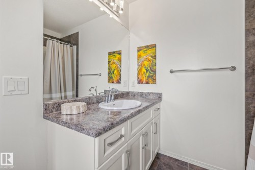 34 Red Tail Way, St. Albert, AB - Indoor Photo Showing Bathroom