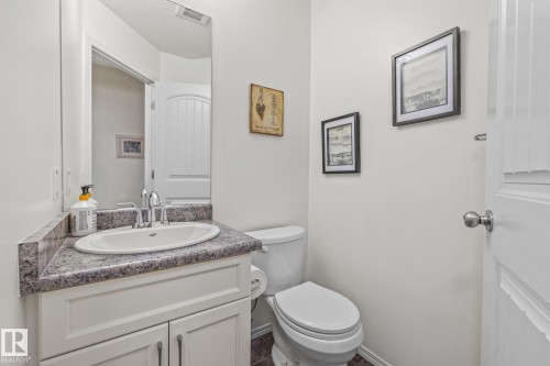 34 Red Tail Way, St. Albert, AB - Indoor Photo Showing Bathroom