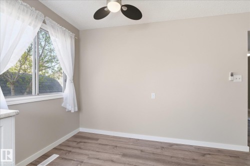 7929 95B Avenue, Fort Saskatchewan, AB - Indoor Photo Showing Other Room