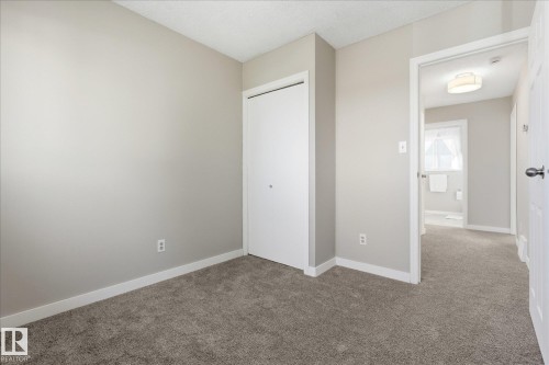 7929 95B Avenue, Fort Saskatchewan, AB - Indoor Photo Showing Other Room