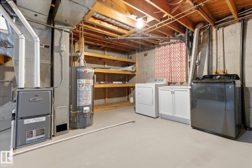 7929 95B Avenue, Fort Saskatchewan, AB - Indoor Photo Showing Laundry Room