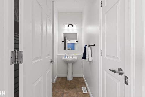 16 50 Oakridge Drive, St. Albert, AB - Indoor Photo Showing Bathroom