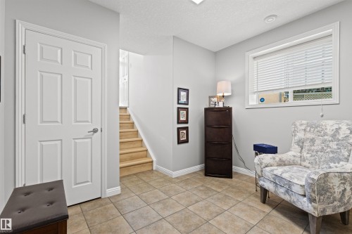 16 50 Oakridge Drive, St. Albert, AB - Indoor