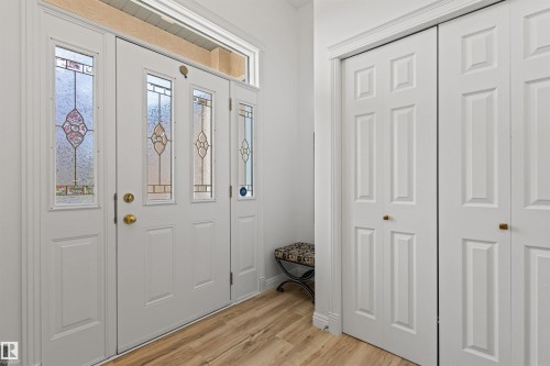 16 50 Oakridge Drive, St. Albert, AB - Indoor Photo Showing Other Room