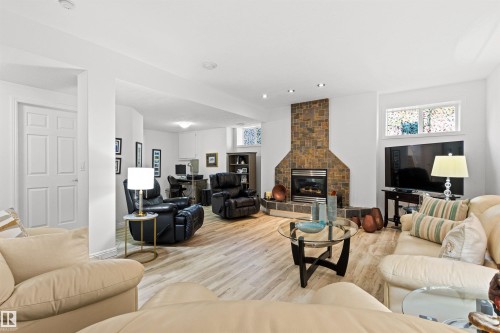16 50 Oakridge Drive, St. Albert, AB - Indoor Photo Showing Living Room With Fireplace