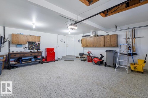 10 85 Gervais Road, St. Albert, AB - Indoor Photo Showing Garage