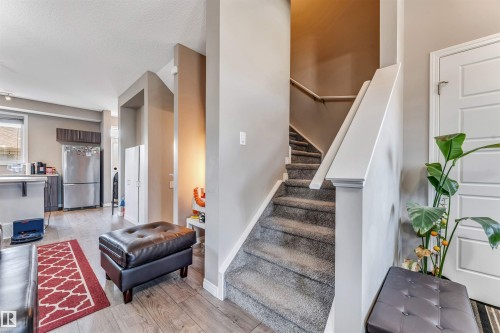 8041 Chappelle Way, Edmonton, AB - Indoor Photo Showing Other Room