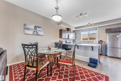 8041 Chappelle Way, Edmonton, AB - Indoor