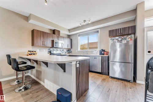 8041 Chappelle Way, Edmonton, AB - Indoor Photo Showing Kitchen With Upgraded Kitchen