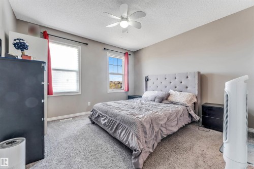 8041 Chappelle Way, Edmonton, AB - Indoor Photo Showing Bedroom