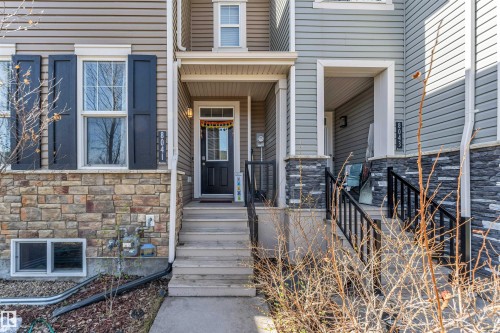 8041 Chappelle Way, Edmonton, AB - Outdoor With Facade