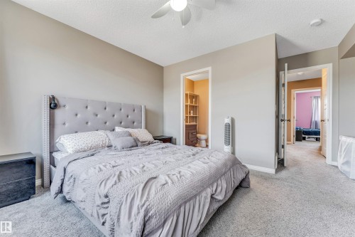 8041 Chappelle Way, Edmonton, AB - Indoor Photo Showing Bedroom