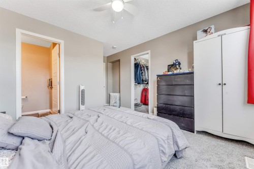 8041 Chappelle Way, Edmonton, AB - Indoor Photo Showing Bedroom