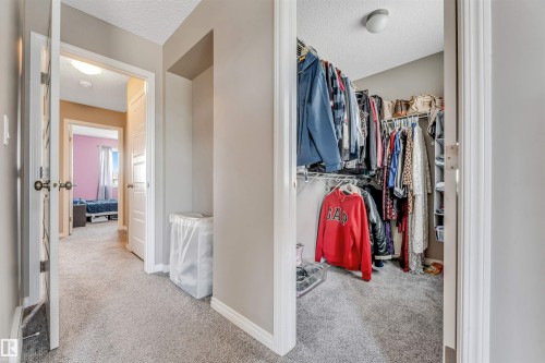 8041 Chappelle Way, Edmonton, AB - Indoor Photo Showing Other Room