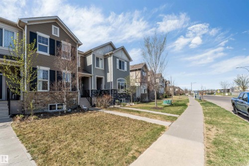 8041 Chappelle Way, Edmonton, AB - Outdoor With Facade