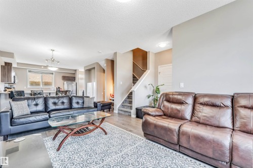 8041 Chappelle Way, Edmonton, AB - Indoor Photo Showing Living Room