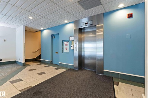 905 9940 112 Street, Edmonton, AB - Indoor