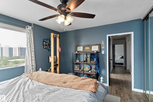 905 9940 112 Street, Edmonton, AB - Indoor Photo Showing Bedroom