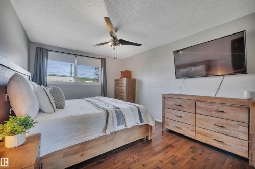 4316 53 Street, Leduc, AB - Indoor Photo Showing Bedroom