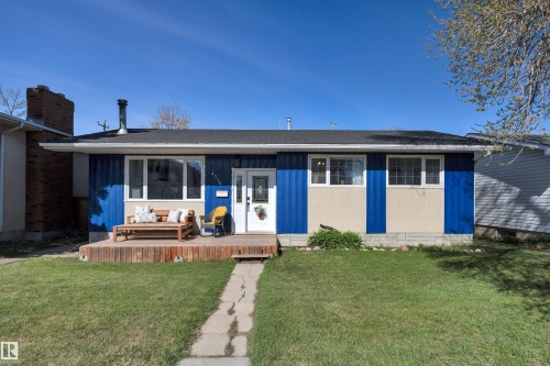4316 53 Street  Leduc, AB T9E 5B1