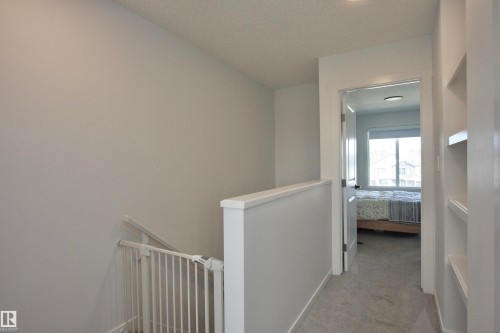 253 Marquis Boulevard, Edmonton, AB - Indoor Photo Showing Other Room