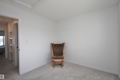 253 Marquis Boulevard, Edmonton, AB - Indoor Photo Showing Other Room