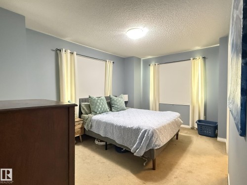 41 460 Hemingway Road Nw, Edmonton, AB - Indoor Photo Showing Bedroom