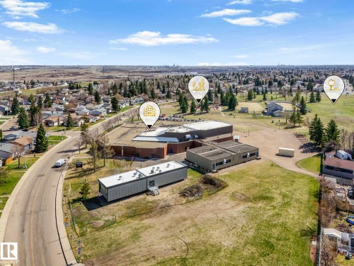 Image quality insufficient for description - 17 15128 22 Street, Edmonton, AB - Outdoor With View
