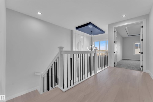 22815 80 Avenue, Edmonton, AB - Indoor Photo Showing Other Room