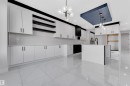 22815 80 Avenue, Edmonton, AB  - Indoor Photo Showing Kitchen 