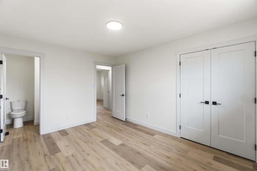10207 165 Avenue, Edmonton, AB - Indoor Photo Showing Other Room